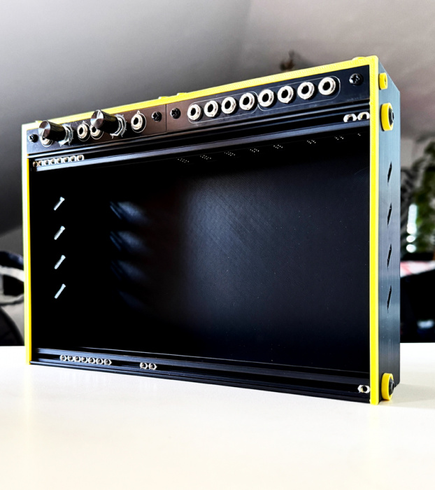 42HP DIY Case // Powered