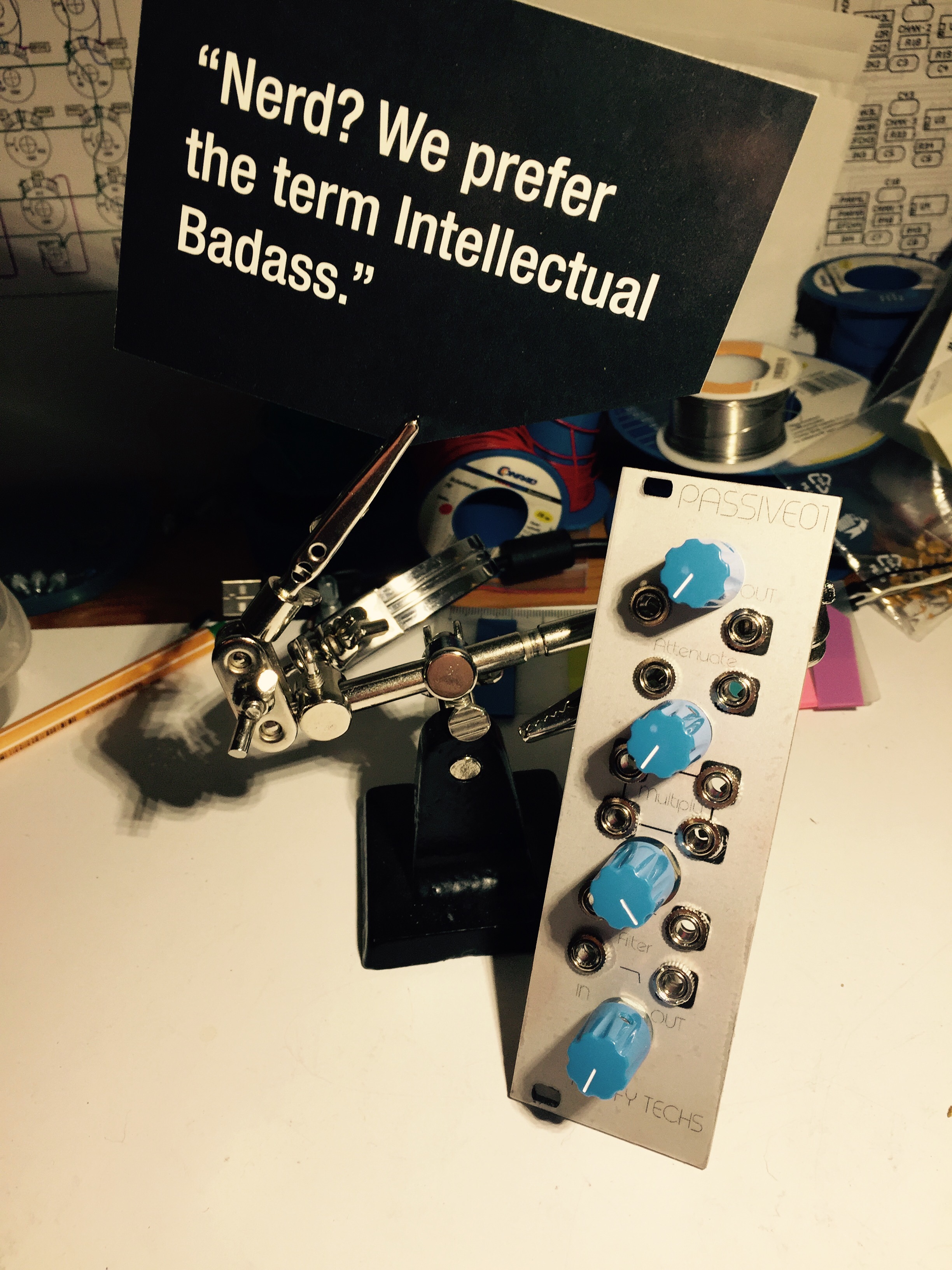 Passive01 - Handcrafted Eurorack Multitool  